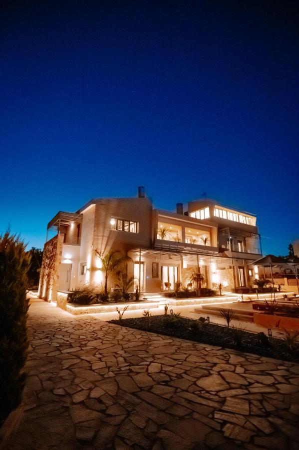 Marble Luxury Suites Karteros Esterno foto
